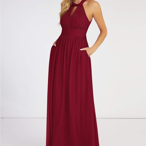 Formal dress - Picture 2 of 3